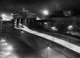 supporting image for Unit 2c: End of the Weimar republic - Blended Learning